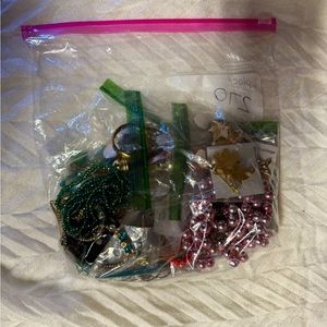 Vintage and new lot of costume jewelry‎